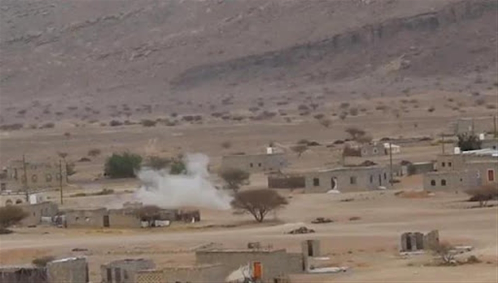 مصدر عسكري : الحوثيون يفجرون عددا من المنازل في العبدية بمارب