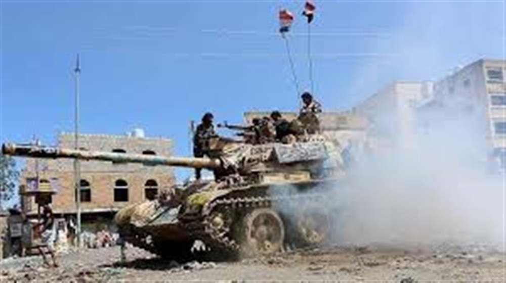 إعلام عسكري : استمرار المعارك العنيفة بين الجيش والحوثيين في تعز