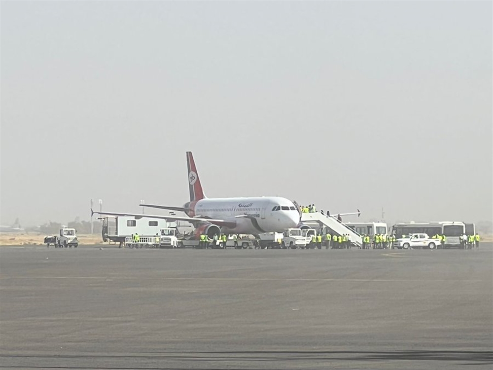 فرنسا ترحب بعودة فتح مطار صنعاء وتدعو الحوثيين لفتح معابر تعز